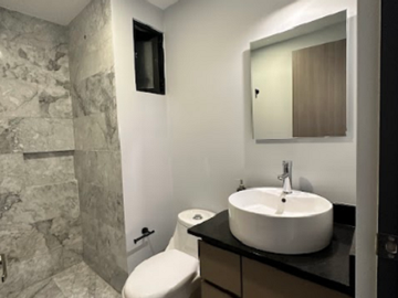 Excelente departamento en Roma Sur, 97 m2 de construcción  2R/2B/2E  Roof privado de 70 m2