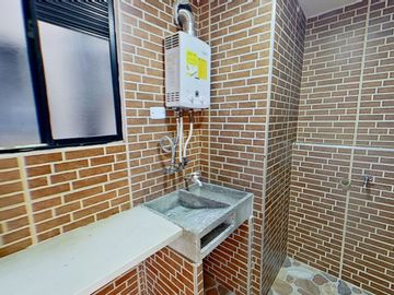 SE VENDE APARTAMENTO EN MADRID CON PAQUEADERO PRIVADO