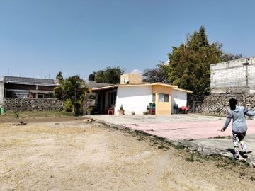 VENTA DE CASA DE 1 NIVEL EN LA COL. LAZARO CARDENAS