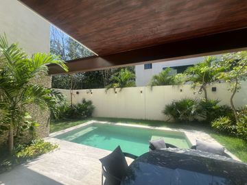 Casa en venta en Residencial Valenia Playa del Carmen