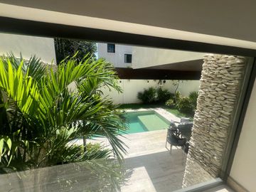Casa en venta en Residencial Valenia Playa del Carmen