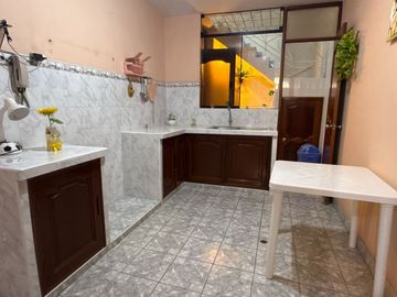 VENTA CASA URB. SAN ISIDRO I ETAPA - TRUJILLO