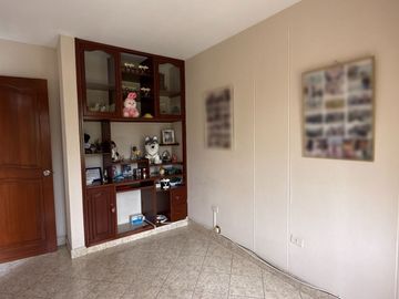VENTA CASA URB. SAN ISIDRO I ETAPA - TRUJILLO