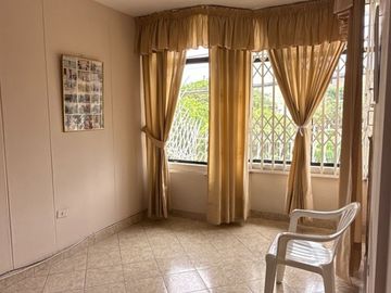VENTA CASA URB. SAN ISIDRO I ETAPA - TRUJILLO