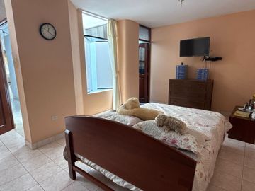 VENTA CASA URB. SAN ISIDRO I ETAPA - TRUJILLO