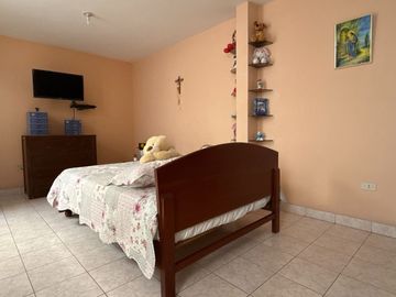 VENTA CASA URB. SAN ISIDRO I ETAPA - TRUJILLO