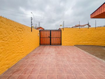 Preciosa Casa en Venta en Rosario de Peñuelas. Coquimbo.