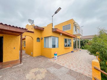 Preciosa Casa en Venta en Rosario de Peñuelas. Coquimbo.