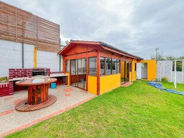 Preciosa Casa en Venta en Rosario de Peñuelas. Coquimbo.