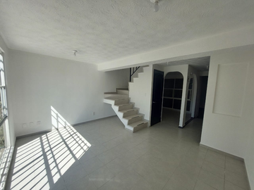 CASA EN CONDOMINIO EN VENTA
