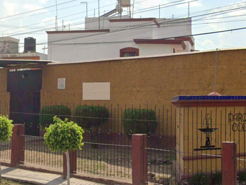 Casa en Venta; REMATE BANCARIO !!; C. Isla Mexicana, Parques Colón, Jalisco