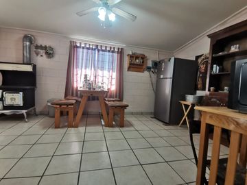 HUERTA CON CASA DE CAMPO CON ARBOLES DE ORNATO Y FRUTALES EN SACRAMENTO