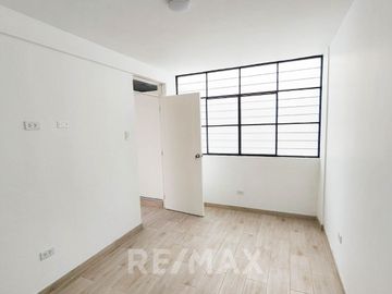 Venta De Departamento De Estreno En Los Olivos