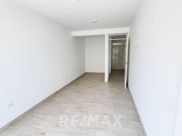 Venta De Departamento De Estreno En Los Olivos