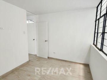 Venta De Departamento De Estreno En Los Olivos