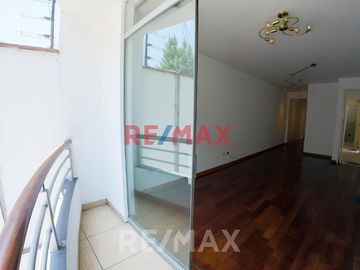 SE ALQUILA HERMOSO DEPARTAMENTO EN LOS ROSALES, DE 158M2 SURCO