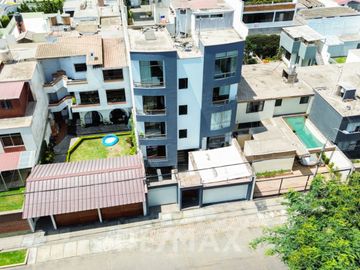 SE ALQUILA HERMOSO DEPARTAMENTO EN LOS ROSALES, DE 158M2 SURCO
