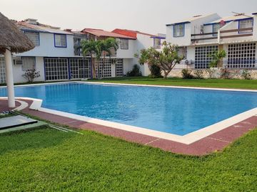 CASA EN VENTA. FRACC. JOYAS DIAMANTE - ACAPULCO, GRO.