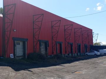 Venta de Bodega de gran capacidad de almacenamiento en Talcahuano.