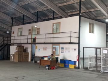 Venta de Bodega de gran capacidad de almacenamiento en Talcahuano.