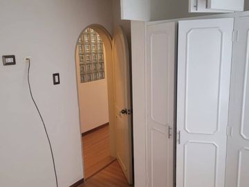 VENTA DE DEPARTAMENTO EN CASUARINAS SUR EN SURCO