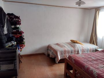 Casa Solida Al Interior De Comunidad Privada, Horcon