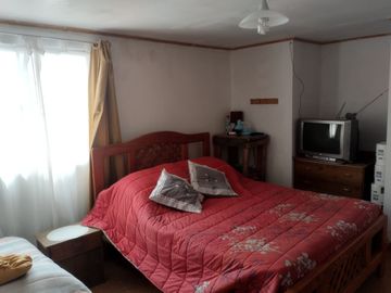 Casa Solida Al Interior De Comunidad Privada, Horcon