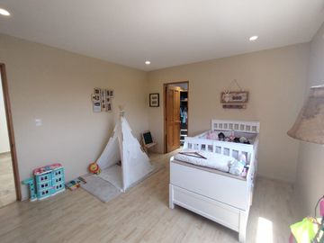 PRECIOSA Y ACOGEDORA CASA EN VENTA EN EXCLUSIVO CONDOMINIO EN SAN NICOLÁS TOTOLAPAN,