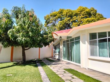 VENTA DE CASA DE 1 NIVEL EN EL CENTRO DE CUAUTLA