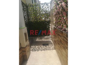 Venta Casa 3 Pisos De 85M2, Carabayllo