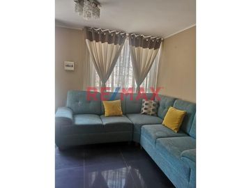 Venta Casa 3 Pisos De 85M2, Carabayllo