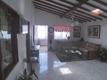 Venta hermoso Apartamento Barrio La Pedrera, Copacabana, Antioquia.