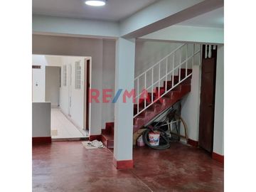 Casa 2 Pisos De 200M2, Carabayllo