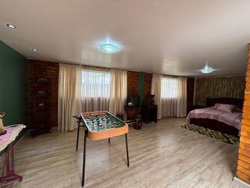 Casa de una sola planta hermosa en Santa Ana 4 DOR
