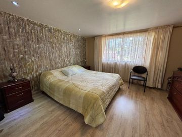 Casa de una sola planta hermosa en Santa Ana 4 DOR