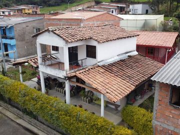 Venta hermosa Casa, Rebledal, Belmira.