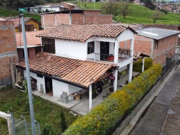 Venta hermosa Casa, Rebledal, Belmira.