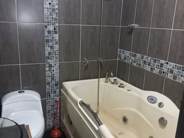 Venta hermosa Casa, Misericordia, Copacabana, Antioquia.