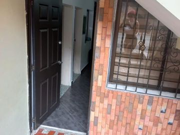 Venta hermosa Casa, Misericordia, Copacabana, Antioquia.