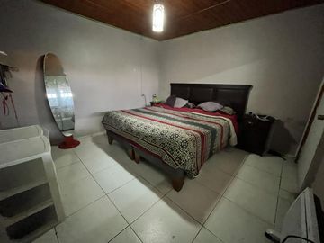 Casa 144 m2/ 65 2-D, 1-B