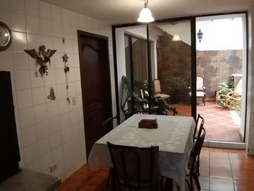 Venta - Casa - Urbanización El Condado - Norte - Quito