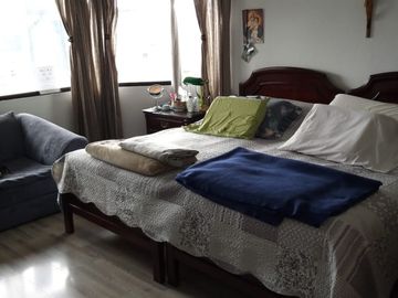 Venta - Casa - Urbanización El Condado - Norte - Quito