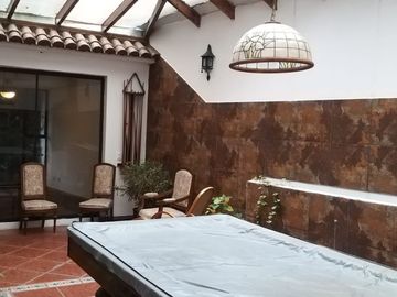 Venta - Casa - Urbanización El Condado - Norte - Quito