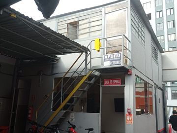 SE VENDE LOCAL COMERCIAL MAGDALENA