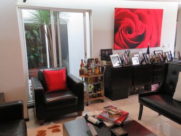 CASA EN CONDOMINIO 3 REC CON BAÑO, 3 AUTOS, VIGILANCIA, JARDÍN TERRAZA,CERCA DEL HOSPITAL ANGELES