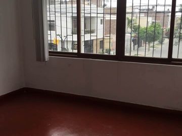 CASA EN ALQUILER - SAN ISIDRO - ICA - A MEDIA CUADRA DE LA AV. SAN MARTIN - EX SUNAFIL