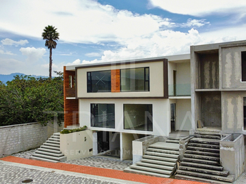 EXCLUSIVAS CASAS DE 3 HABITACIONES EN CONJUNTO PRIVADO LOS ALISOS - TUMBACO