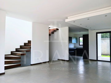 EXCLUSIVAS CASAS DE 3 HABITACIONES EN CONJUNTO PRIVADO LOS ALISOS - TUMBACO