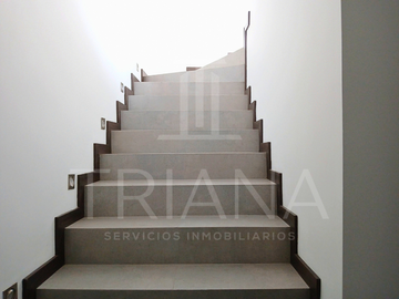 EXCLUSIVAS CASAS DE 3 HABITACIONES EN CONJUNTO PRIVADO LOS ALISOS - TUMBACO