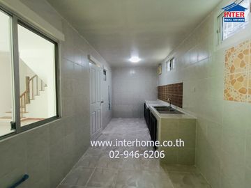 2-storey townhouse, renovated throughout, 21.2 sq.w., Pruksa Ville Village 12A, Phahon Yothin-Sai Mai, opposite Soi Sai Mai 64, Sai Mai Road, Sukhaphi